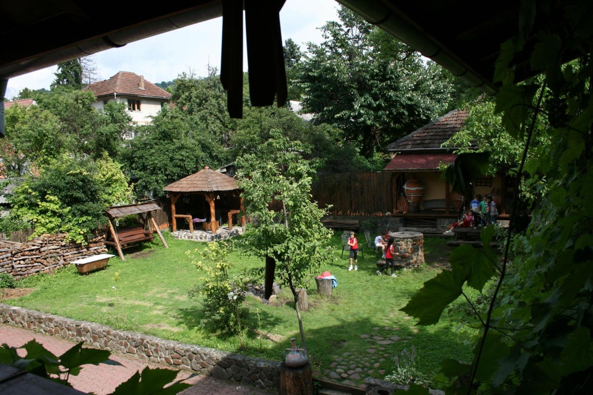 באיה-ספרי Arts And Crafts Guesthouse מראה חיצוני תמונה
