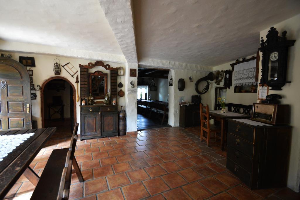באיה-ספרי Arts And Crafts Guesthouse מראה חיצוני תמונה