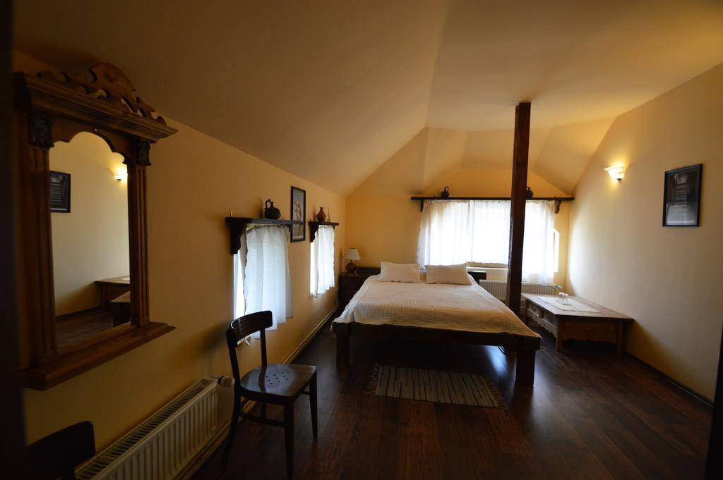 באיה-ספרי Arts And Crafts Guesthouse מראה חיצוני תמונה